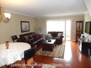 Main picture of Lake Park Condominium