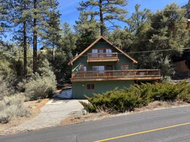 Main picture of 1920 Matterhorn Dr