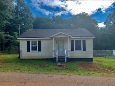 Main picture of 202 Church St