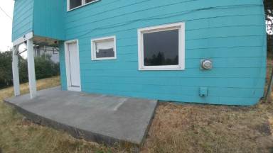 Main picture of 527 1/2 Upham St