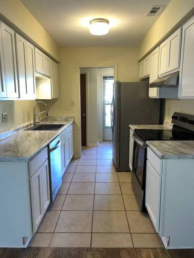 Main picture of 207 Bracken Pl