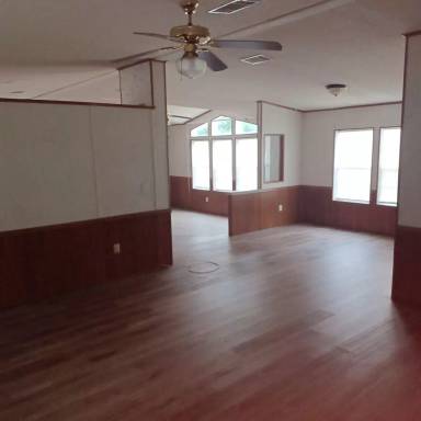 Main picture of 463B Logan Ave