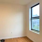 Main picture of 100 W 139th St