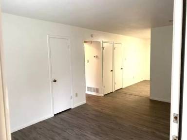 Main picture of 205 Oak Trail Dr