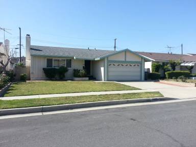 Main picture of 3840 W 180th Pl