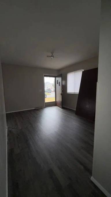 Main picture of 1515 Akron St