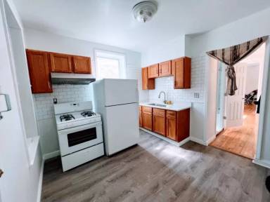 Main picture of 3345 S Bell Ave
