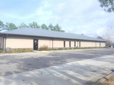Main picture of 1600 N Washington Ave