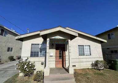 Main picture of 1549 W 204th St