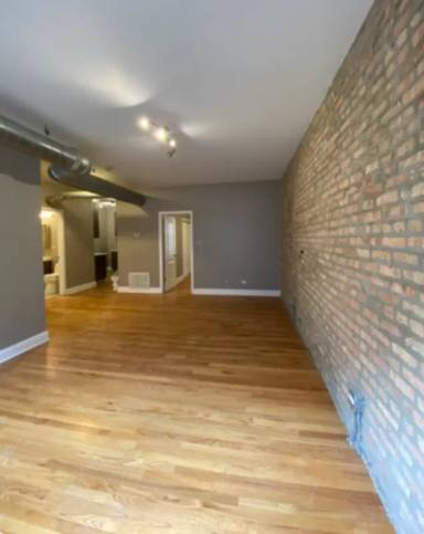 Main picture of 6236 S King Dr