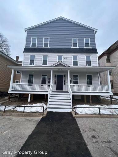 Main picture of 336 Lake Ave