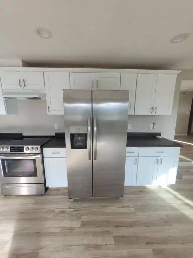 Main picture of 33803 Row River Rd