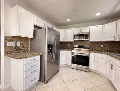 Main picture of 703 Crosswinds Dr