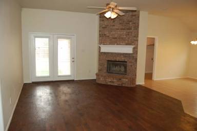 Main picture of 10807 Detroit Ave