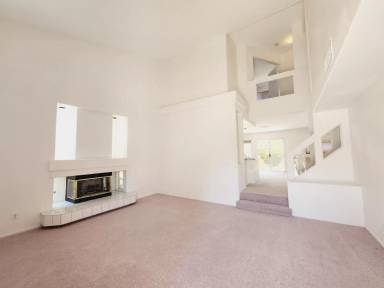 Main picture of 1690 Silver Falls Ave