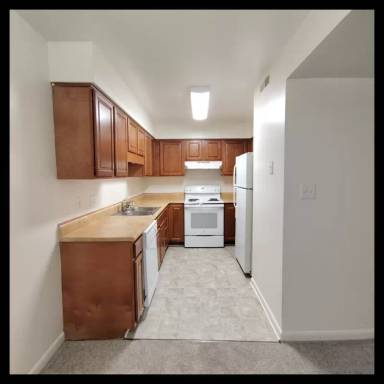 Main picture of Maple Ridge Apartments