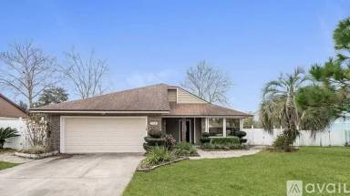 Main picture of 556 George Taylor St