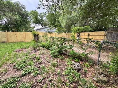 Main picture of 1532 McKenzie Ave