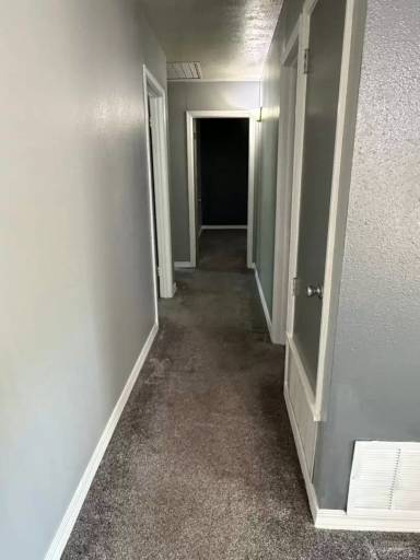 Main picture of 700 Hillside Dr
