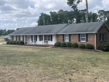 Main picture of 7180 Mount Pleasant Rd