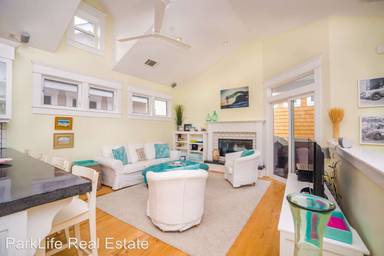 Main picture of 727 G Ave