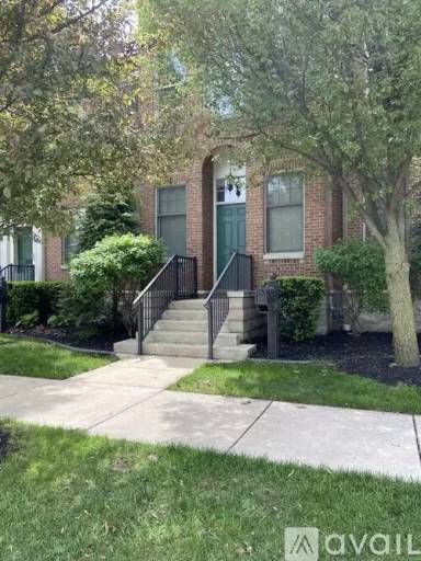 Main picture of 211 W Mishawaka Ave
