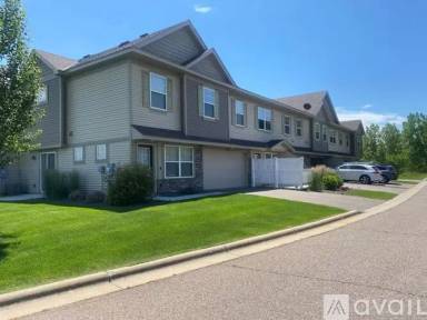 Main picture of 17437 54th St NE