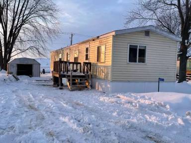 Main picture of 6089 Kennedy St