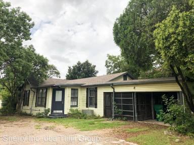 Main picture of 1000 N Robinson Dr