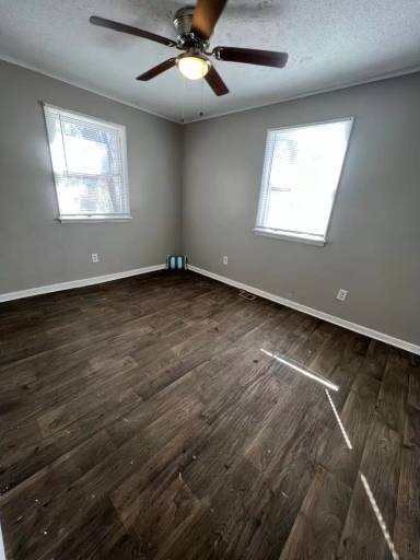Main picture of 2725 Mary Ave