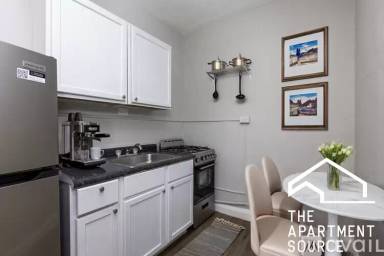 Main picture of 5451 S Cornell Ave