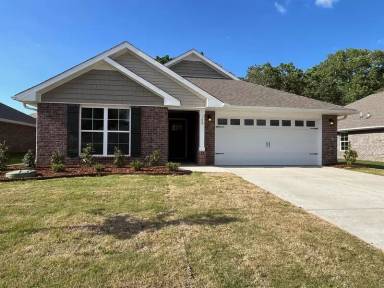 Main picture of 108 Bingham Way