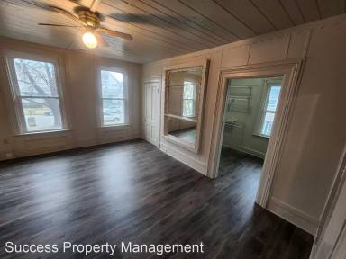 Main picture of 5033 17th Ave