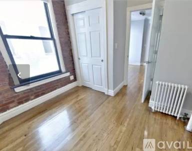 Main picture of 350 E 13th St