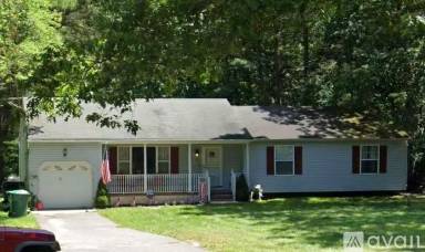 Main picture of 225 Cassville Rd