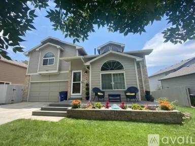 Main picture of 8915 Aragon Dr