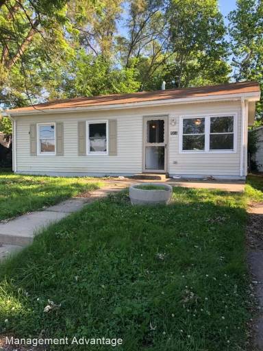Main picture of 1904 Brady Ln