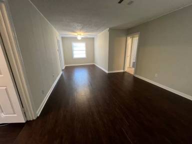 Main picture of 222 Ruslee St