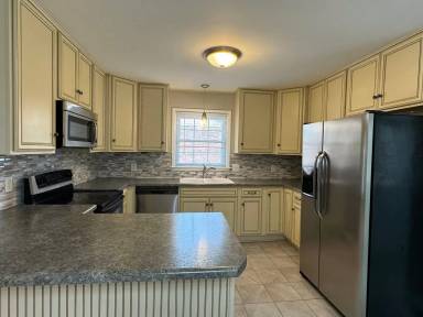 Main picture of 3022 Wellingford Dr