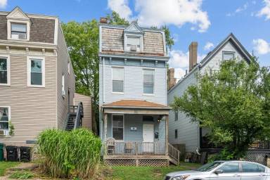 Main picture of 2332 Rohs St