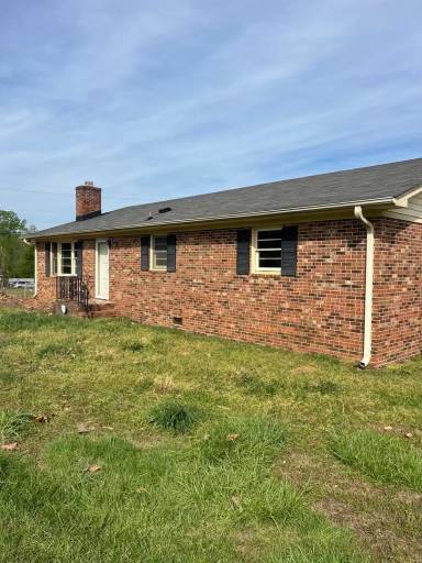 Main picture of 113 Cavins Rd