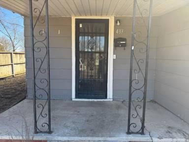 Main picture of 433 S Kentucky St