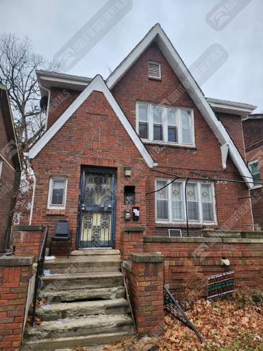 Main picture of 17331 Quincy St