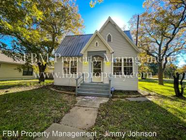 Main picture of 212 Clark St