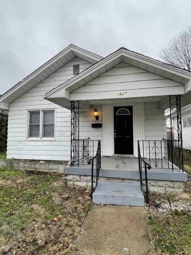 Main picture of 1625 Woodlawn Ave