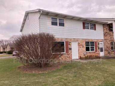 Main picture of 1541 Spruce Ave