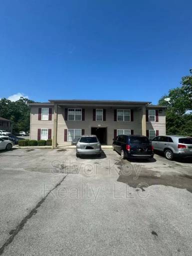 Main picture of 220 Willow Creek Dr