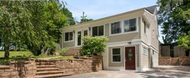 Main picture of 65 Hillairy Ave