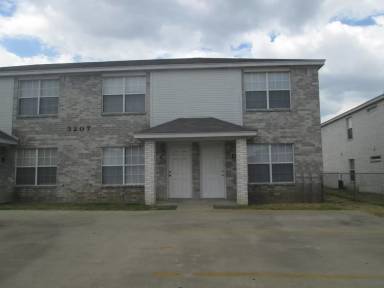 Main picture of 3207 Hereford Ln