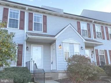 Main picture of 708 Chessie Ct